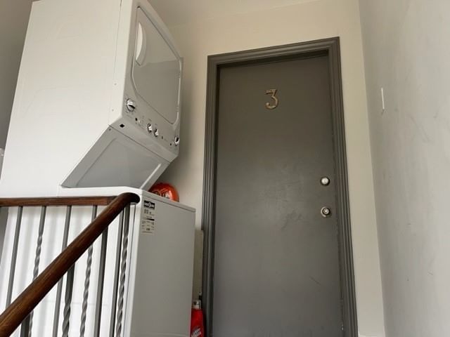 3 - 451 Leslie St, Toronto, M4M 3E5 | Image 3