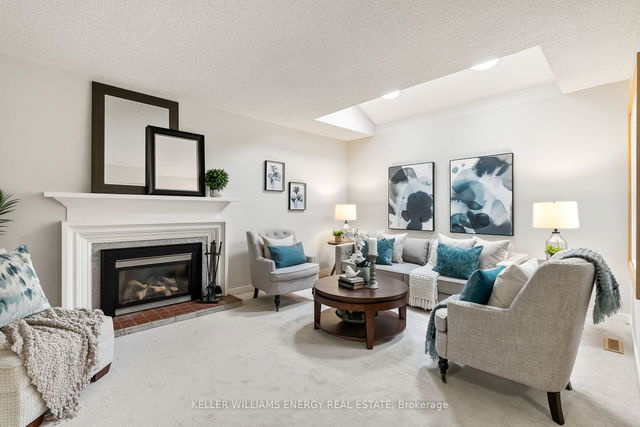 256 Bluejay Crescent