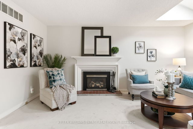 256 Bluejay Crescent