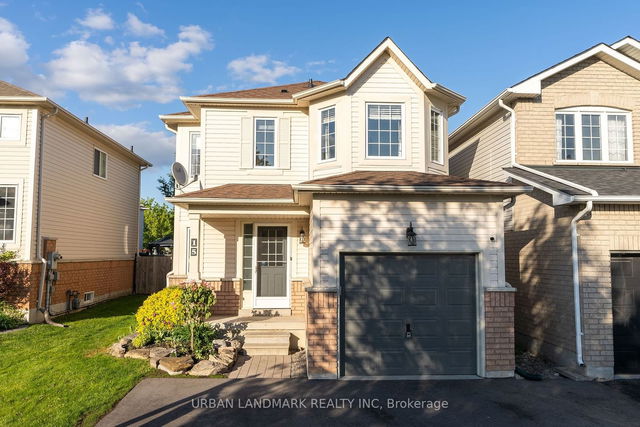 15 Redfern Crescent