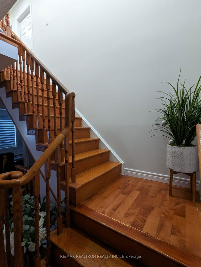 Upper - 30 Kemp Drive