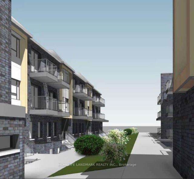 405 - 2789 Eglinton Avenue