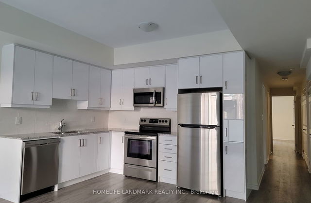 405 - 2789 Eglinton Avenue