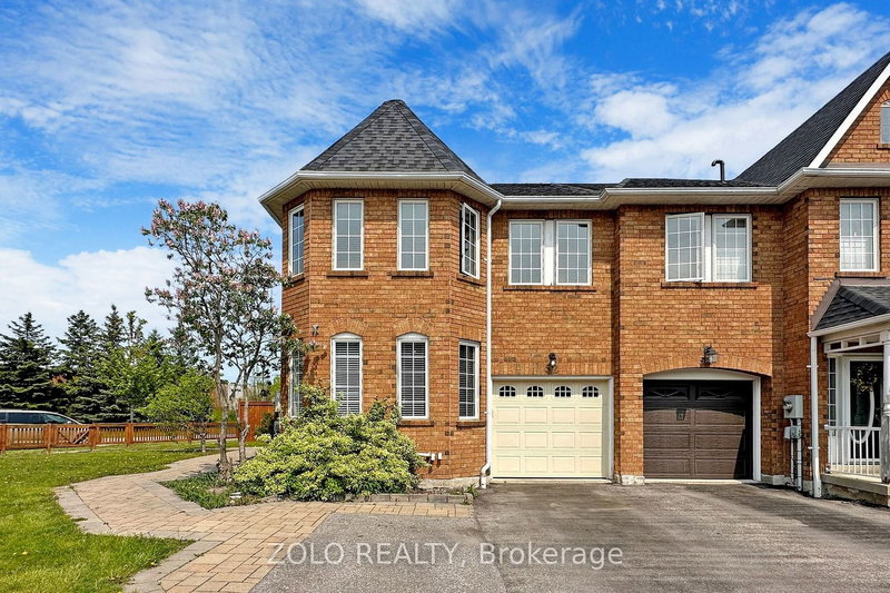 52 Playfair Rd, Whitby, L1N 9S6 | Image 2