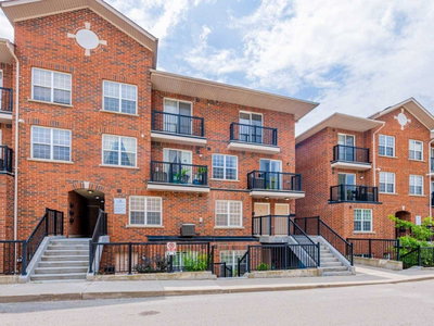 Townhouse leased at 301-25 Strangford Lane, Toronto, Ontario, M1L 0E5 - Clairlea-Birchmount - MLS: E6013313