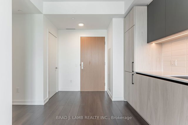 631 - 150 LOGAN Avenue