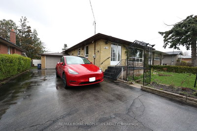 Detached House leased at 14 Mozart Avenue, Toronto, Ontario, M1K 2V9 - Ionview - MLS: E6015180