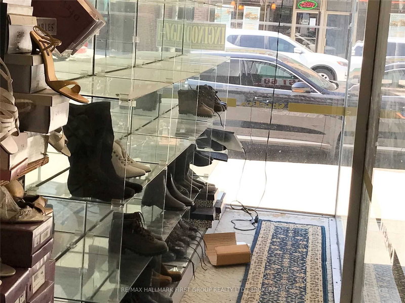 Main - 9 Simcoe St S, Oshawa, L1H 4G1 | Image 3