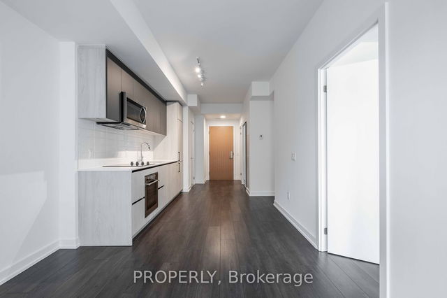 429 - 150 Logan Avenue