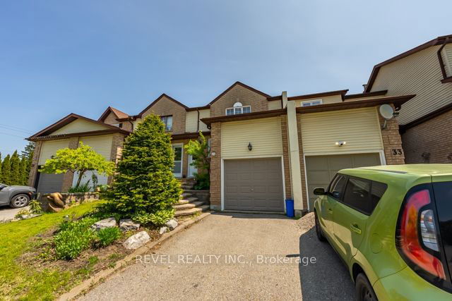 35 Moulton Court