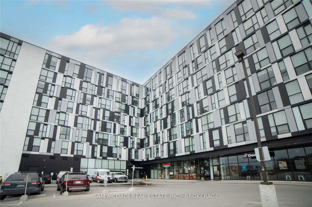 220 - 1900 Simcoe Street