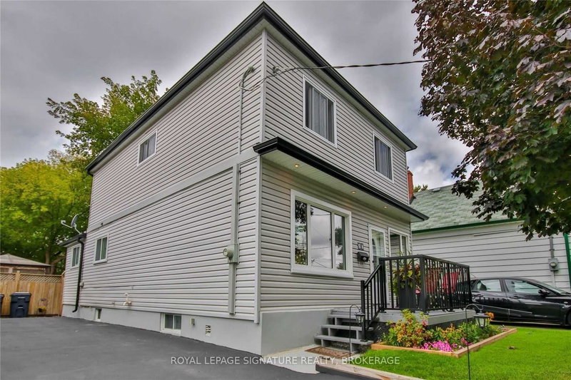 94 Meighen Ave, Toronto, M4B 2H7 | Image 2