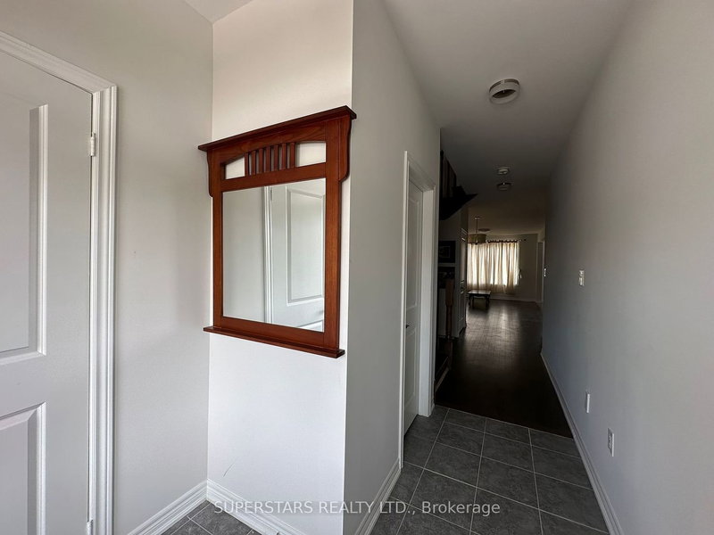 16 Littlewood Dr, Whitby, L1P 0H4 | Image 3