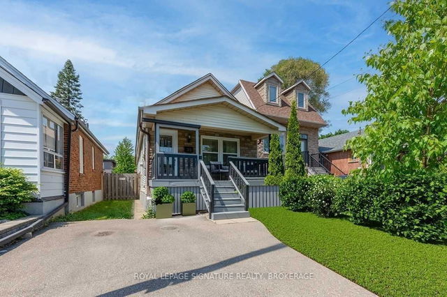 32 Westbrook Avenue