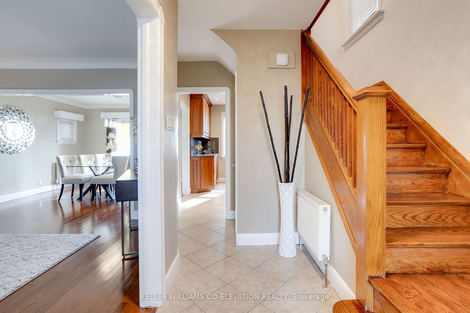 Detached House sold at 33 Crescentwood Road, Toronto, Birchcliffe-Cliffside, M1N 1C9 - MLS: E6032636