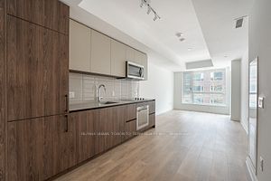 211 - 150 Logan Avenue