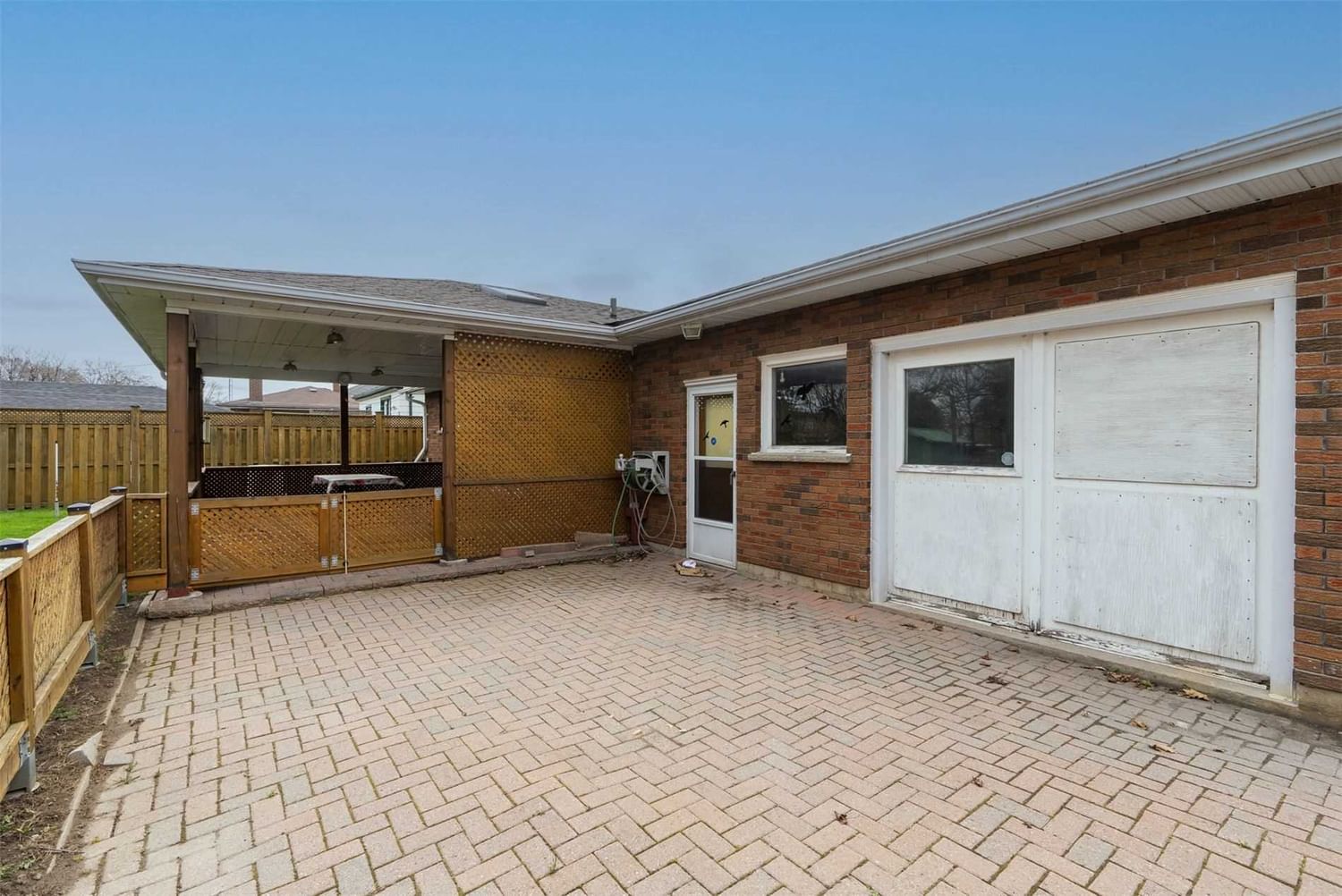 Listing Image 7