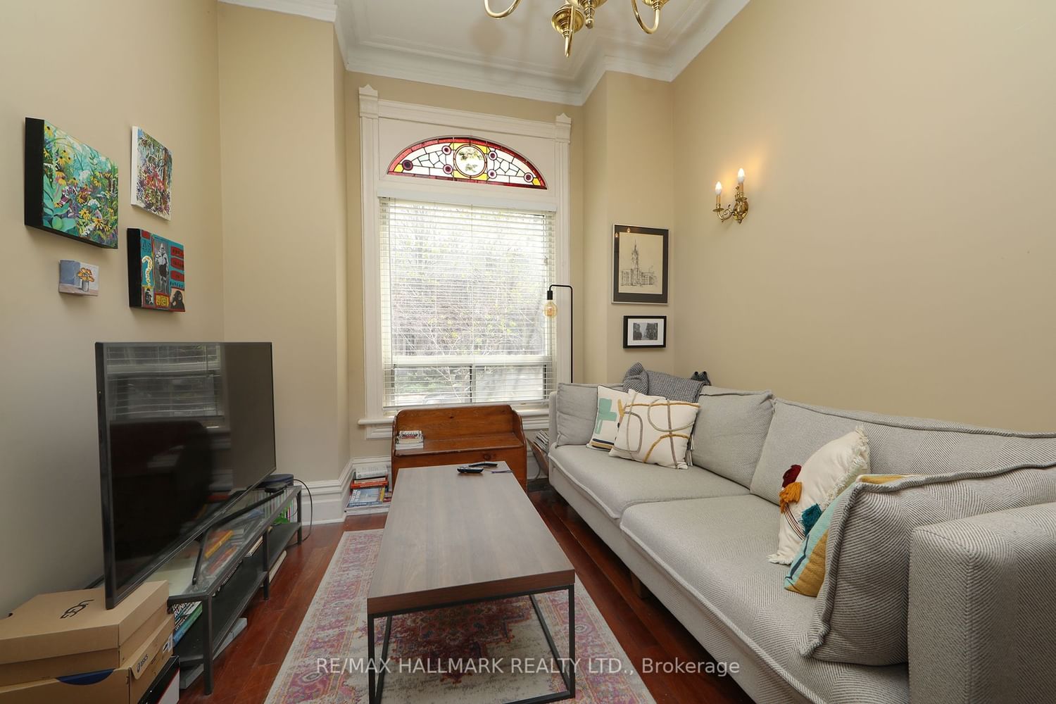Listing Image 3