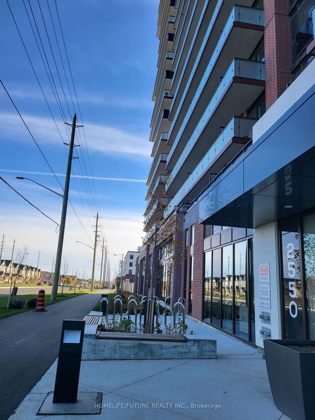 416 - 2550 SIMCOE Street