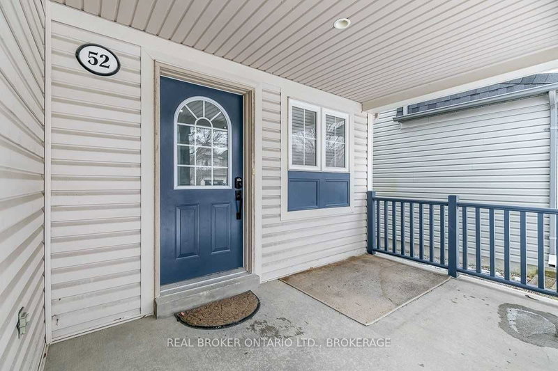 52 Norland Circ, Oshawa, L1L 0A6 | Image 3