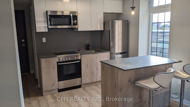 413 - 70 King St E, Oshawa, L1H 0A2 | Image 2