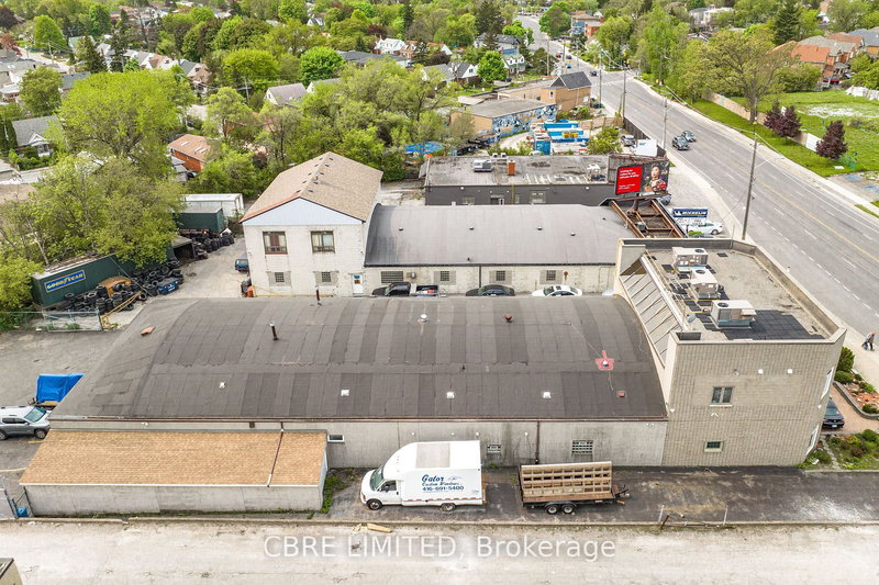 299 Danforth Rd, Toronto, M1L 3X2 | Image 3