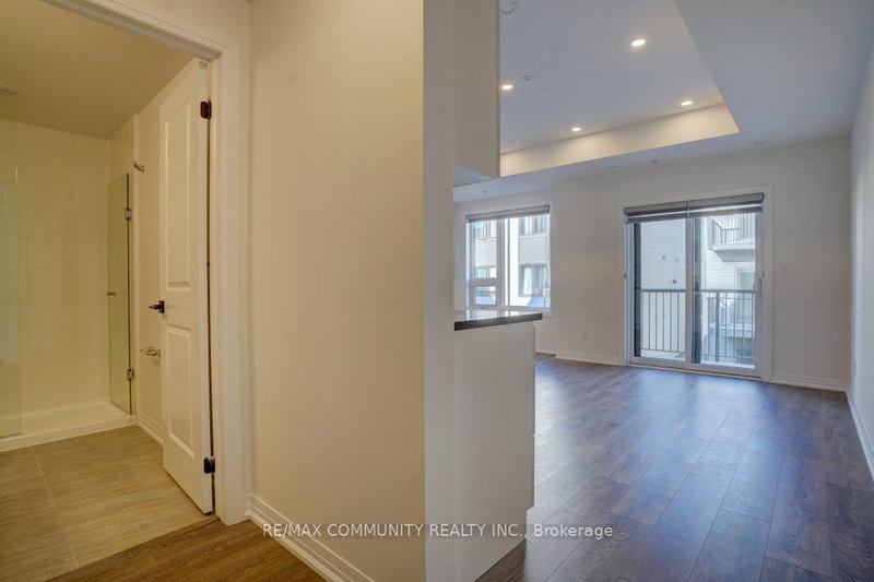 114 - 2635 William Jackson Dr E, Pickering, L1X 0L2 | Image 3