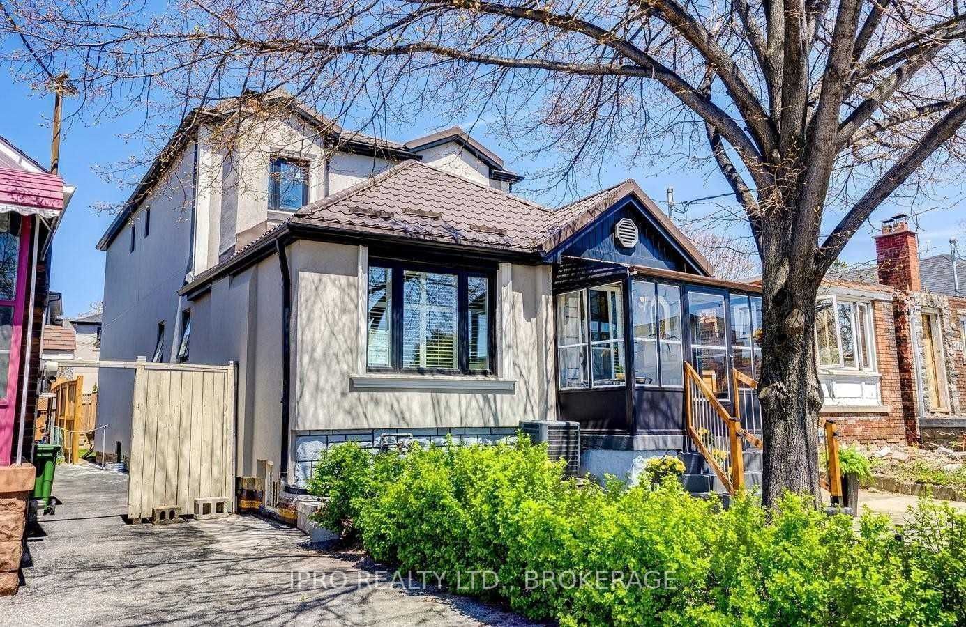 Detached House sold at 374 O'connor Drive, Toronto, O'Connor-Parkview, M4J 2V7 - MLS: E6046269