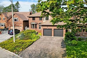 22 Stornoway Court