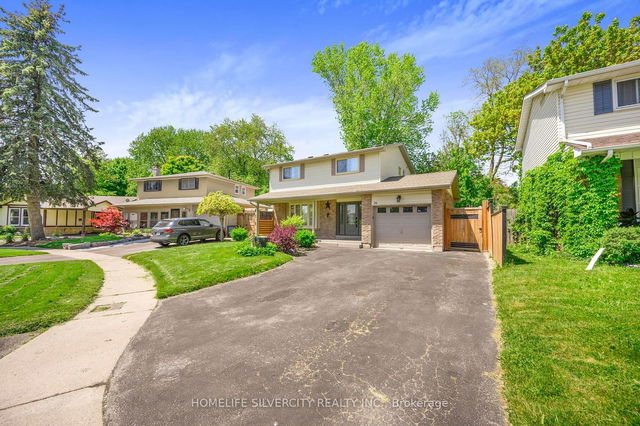 26 Deerpark Crescent