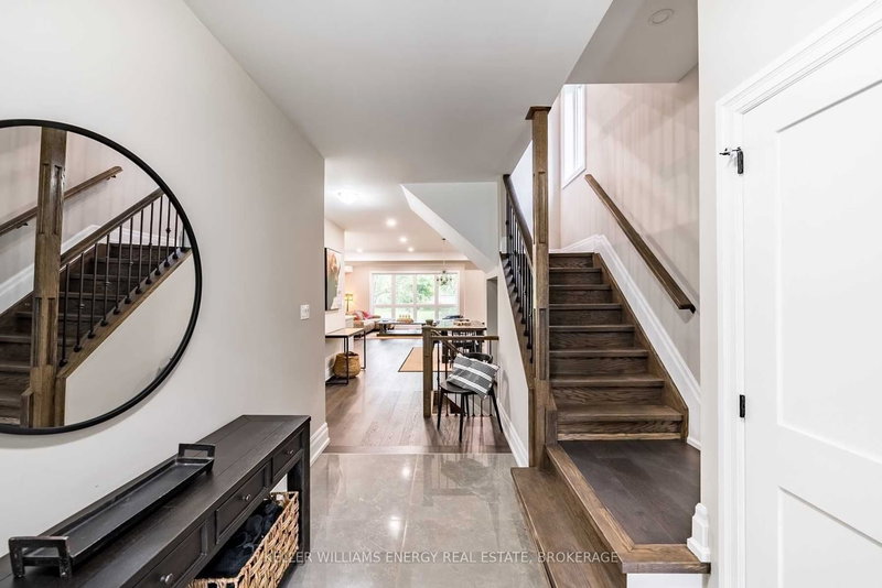 363 Rosebank Rd, Pickering, L1W 2N3 | Image 2