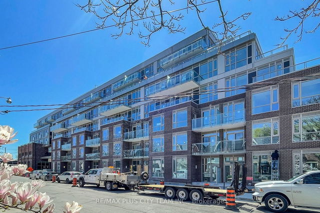 542 - 150 Logan Avenue