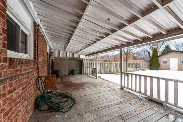 79 Hart Boulevard