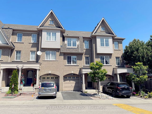 59 Jenkinson Way