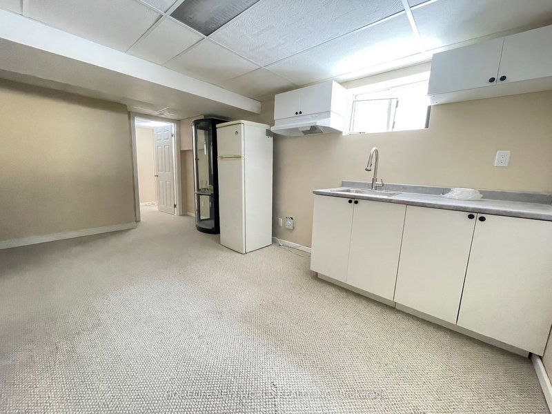 Bsmt - 11 Ellington Dr, Toronto, M1R 3X6 | Image 2