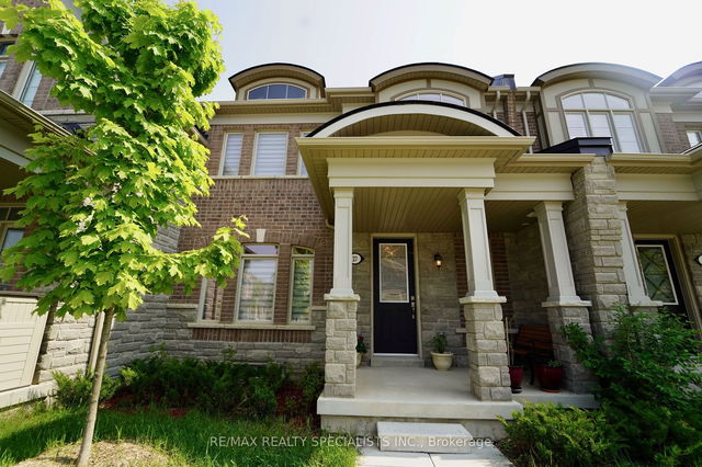 27 Clutterbuck Lane