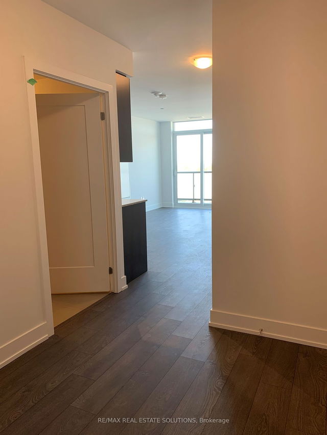 717 - 2550 Simcoe Street