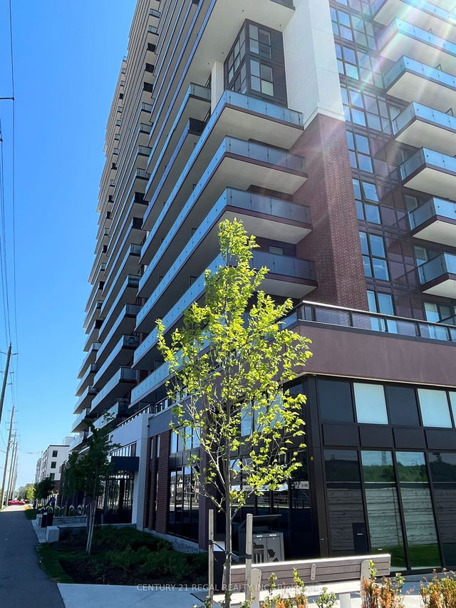 207 - 2550 Simcoe St N Street