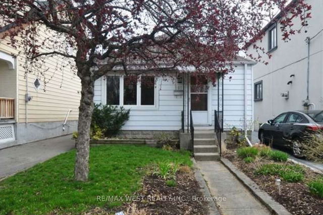 121 Cadorna Avenue