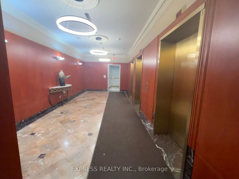 1110 - 18 Lee Centre Dr, Toronto, M1H 3H5 | Image 3