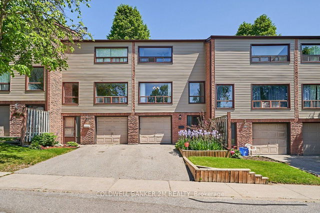 15 The Bridle Path