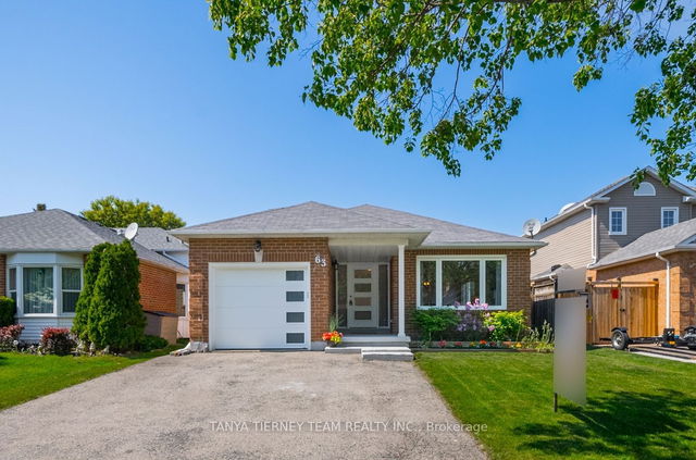63 Abbeywood Crescent