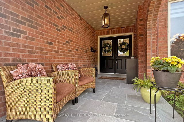 985 Grafton Court