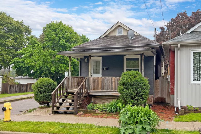 83 Banting Avenue
