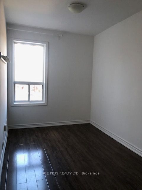 2nd FL - 86 Pape Avenue