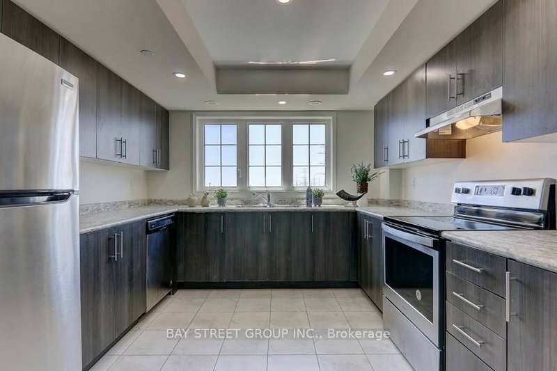 2723 Deputy Minister Path, Oshawa, L1L 0M7 | Image 2