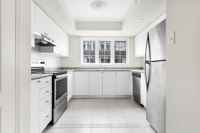 2723 Deputy Minister Path, Oshawa, L1L 0M7 | Image 3