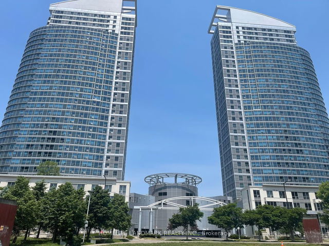 2001 - 36 Lee Centre Drive