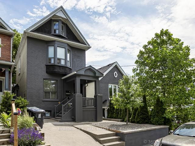 83 Boultbee Street