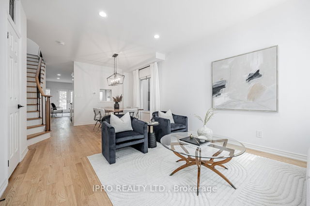 41 Aldwych Avenue